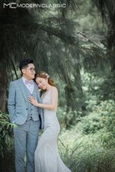 -现代经典婚纱摄影