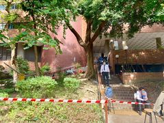-香港理工大学