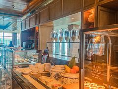 面包甜点陈列柜-君悦酒店·乐厨·高空自助餐(青年大街店)