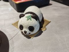 -雍容荟帝王蟹活龙虾展台自助(IFS黑金店)