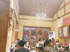 大堂-富正毅三下锅·湘西韵味(天门山索道店)