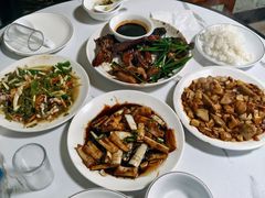 餐具摆设-凰仪桥饭店(鲁迅西路店)