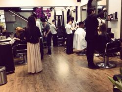 点击看大图 工作 中…-3AM HAIR SALON烫发染发接发