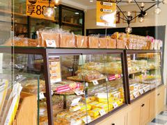 面包甜点陈列柜-味多美蛋糕(欢乐谷店)