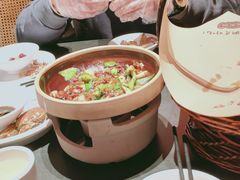 -鸽子侯·家宴·平价海鲜(市图书馆店)