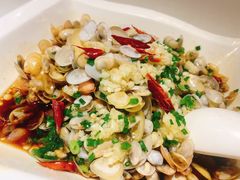 -宝燕海货工场(长江国际店)