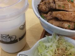 可尔必思饮料-熊吞·大碗丼烧肉饭(济宁万达广场店)