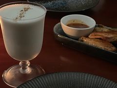 -毛毛虫酒吧
