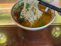 -金杨拉面王小吃面馆·牛三宝面·红烧牛肉粉