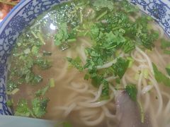 -东大桥小国抻面烧烤(长通路店)