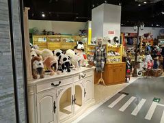 零售区-小时光咖啡馆(开森度假森林店)