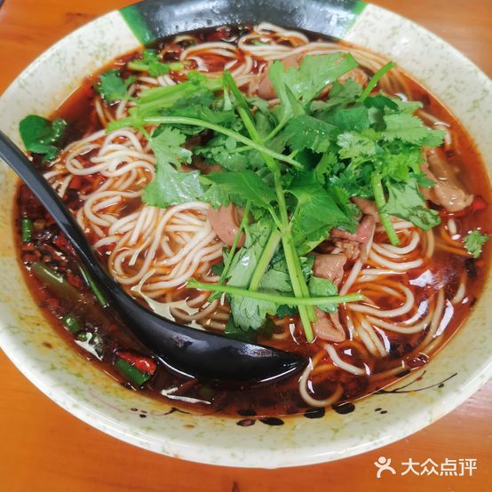 重庆小面回喂面庄(琯尾街店)