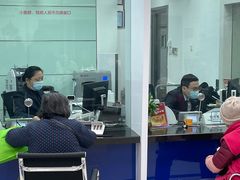 -中国建设银行(上海板泉路支行)