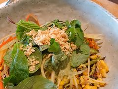 泰碗配黑米鸡肉绿咖喱-Wagas沃歌斯(长宁龙之梦店)