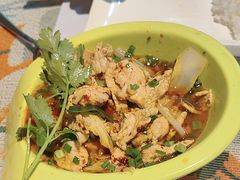 -月亮眼花园餐厅书吧酒吧