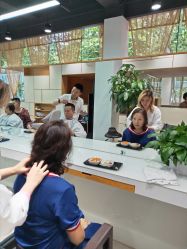 -CARR SALON