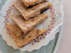 香煎鹅肝藕饼-悦湖公馆