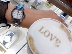 -亨吉利世界名表中心(华润万象城店)