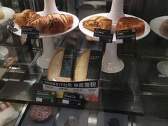 -星巴克臻选(济南万达店)