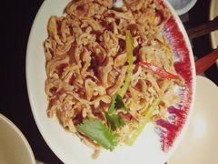 -老牌坊云南鱼豆花火锅(哈西万达店)