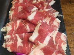 -老牌坊云南鱼豆花火锅(爱建店)