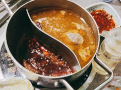 -金滏山烤肉·海鲜·火锅自助餐厅(襄阳万达店)