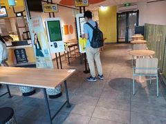 -麦当劳(普陀香溢花城店)