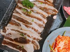 -草家酱蟹炭火烤肉店(珲春南路一店)