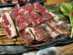 牛外群肉-鑫釜山海鲜烧烤(鑫丰国际店)