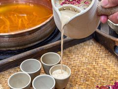 -阿山卓·野生菌火锅·纳西火塘烤肉