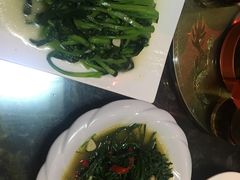 -苏莱特色牛骨滩羊手抓馆(长城东街总店)