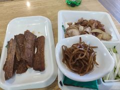 -李连贵熏肉大饼(金隅嘉品Mall店)
