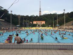 -越秀山游泳场