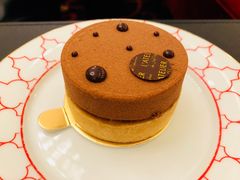 -Salon de The de Joel Robuchon(外滩18号店)
