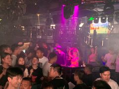 -V AMUSING CLUB·酒吧(银河中心店)