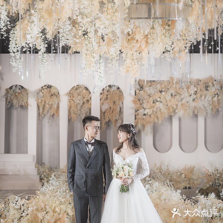 小预算，简约香槟泰式婚礼