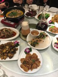 -鑫淼餐饮娱乐中心(江东街店)