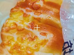 肉松卷面包-味多美蛋糕(金顶街店)
