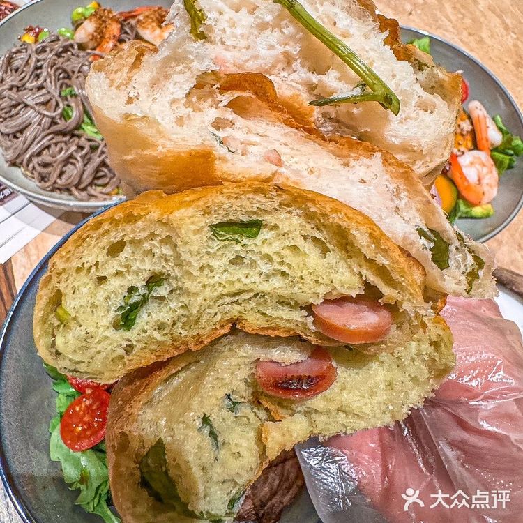 谁懂啊‼️这个马兰头恰巴塔真的是巨巨巨好吃