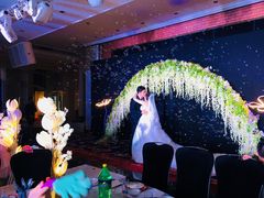 -亢龙太子酒轩(东湖店)