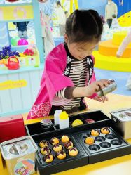 -莫莉幻想儿童乐园(北京昌发展万科店)