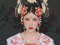 -金夫人化妆摄影职业培训学校