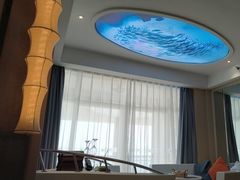 -皇马海口湾海景酒店(万绿园秀英港店)
