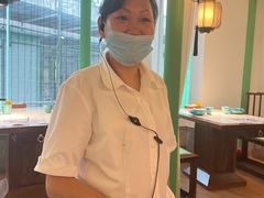 -荷塘秋月·本帮江浙菜(国权路店)