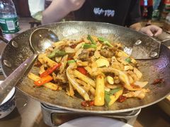 -富正毅三下锅·湘西韵味(天门山索道店)