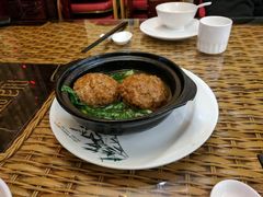季市大肉圆-老季市·三代非遗传承·地标美食老汁鸡(工农路店)