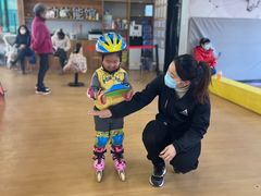 -悦动体能篮球羽毛球网球(三里河店)