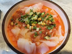 -野山舂·贵州现舂酸汤牛肉(民生路店)