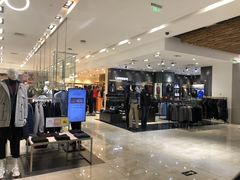-百盛(万象城店)