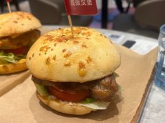 -必胜客(仲盛商城王安宇主题店)
